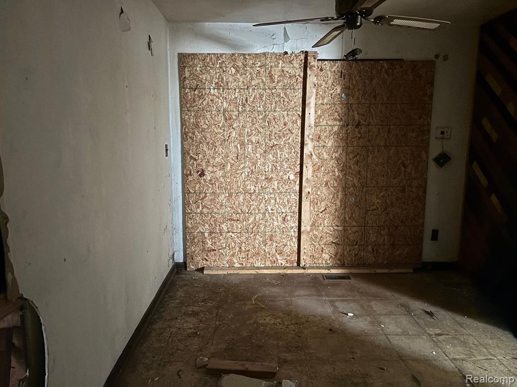 9555 SCHAEFER, Detroit, MI 48227 — Photo 14