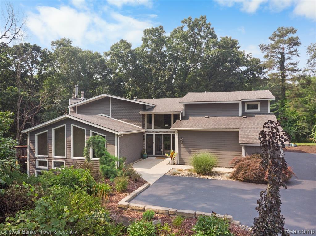 5728 Eggert Place, Brighton, MI, 48116
