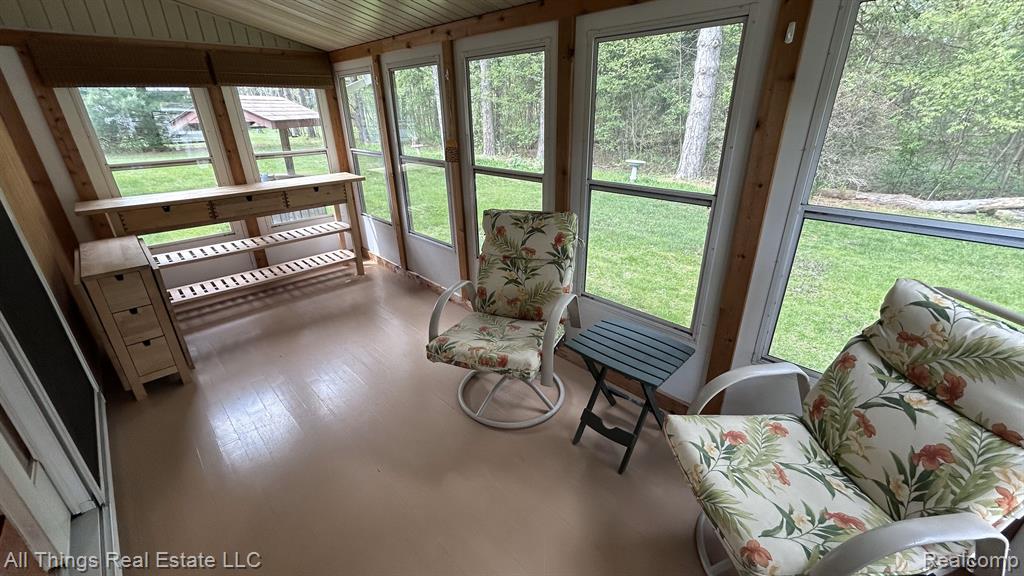 6037 BROOKWOOD Drive, Burton, MI 48509 — Photo 14