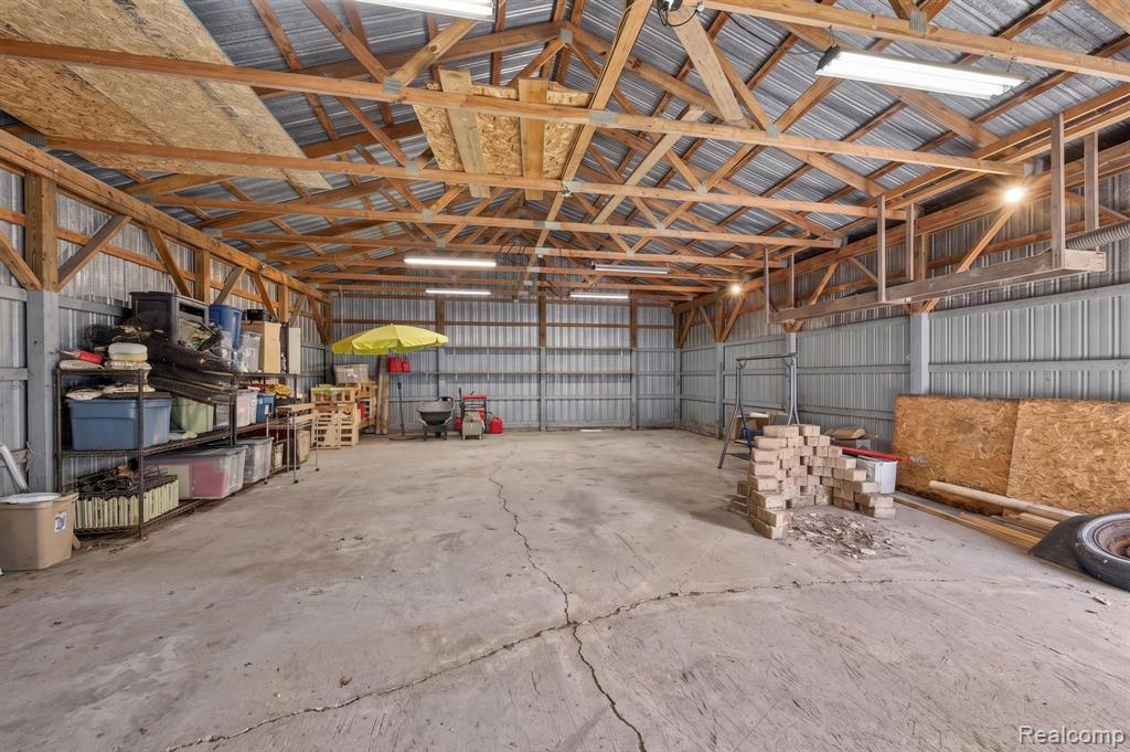 7077 Frances Road, Flushing, MI 48433 — Photo 36