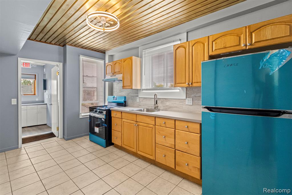 5920 Chase Road, Dearborn, MI 48126 — Photo 21