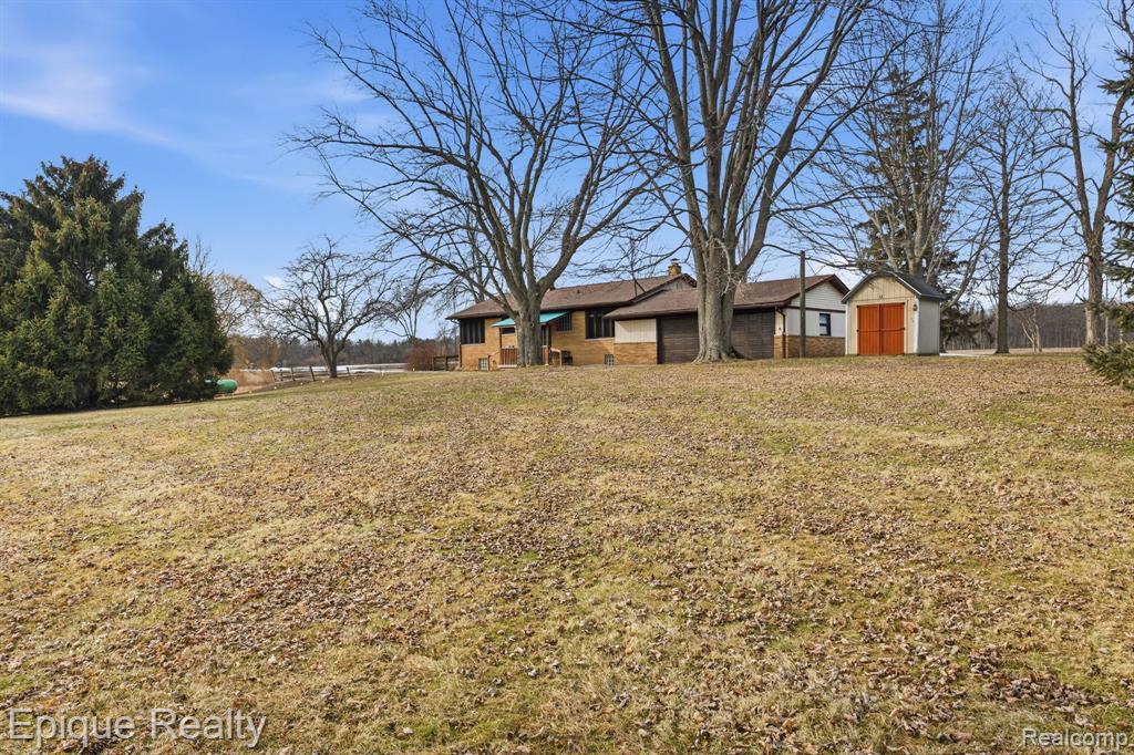 5426 Wildcat Road, Clyde, MI 48049 — Photo 23