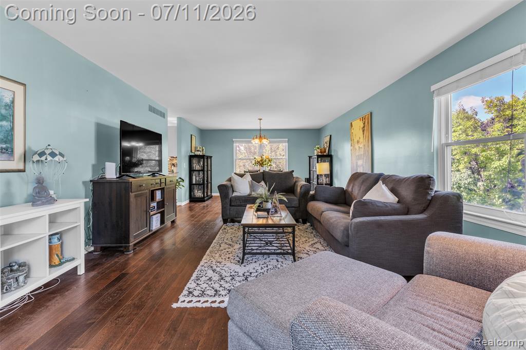 3955 Forest Edge Drive, Commerce Twp, MI 48382 — Photo 6