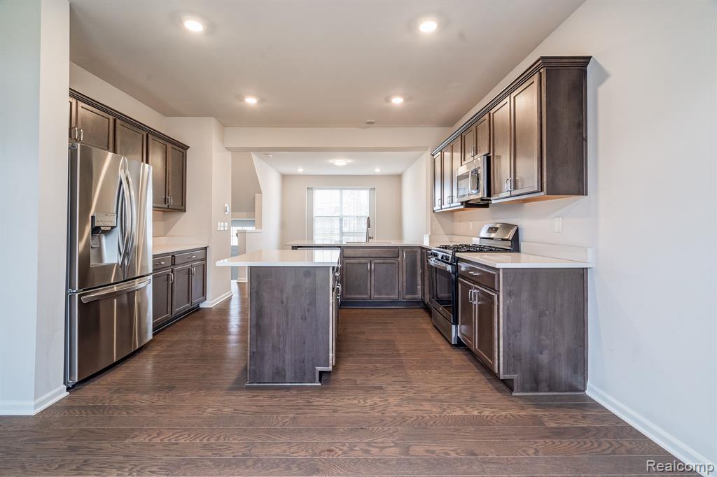 49791 LANTERN Way, Canton, MI 48188 — Photo 10