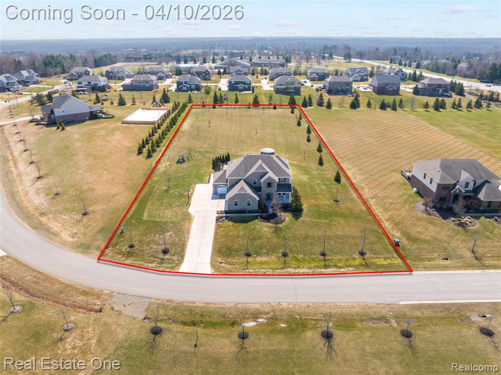 120 Crestview Drive, Rochester, MI 48306 — Photo 8