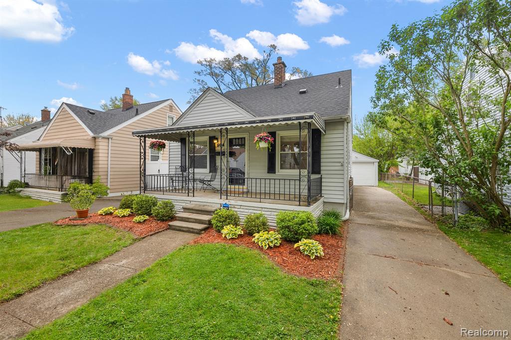 904 N DORCHESTER Avenue, Royal Oak, MI 48067 — Photo 27