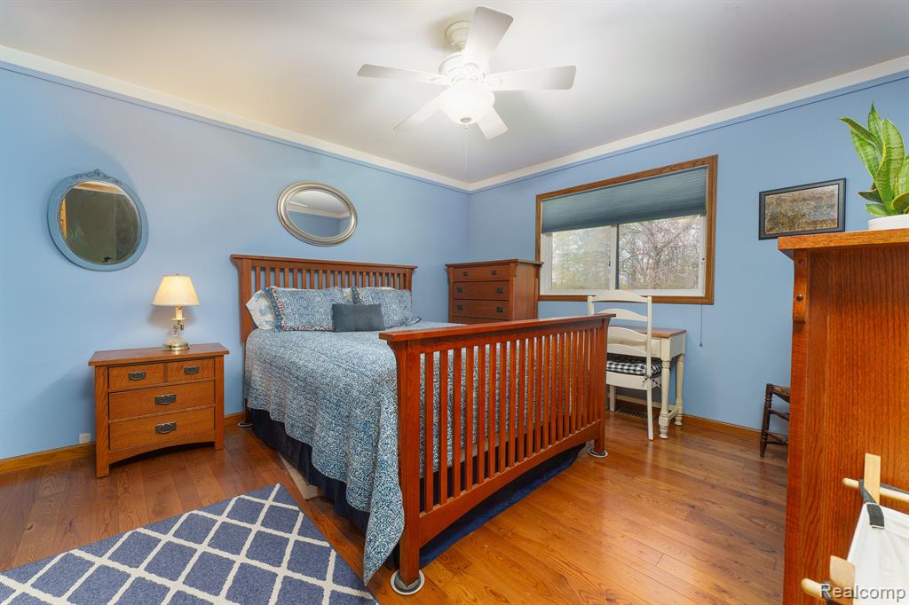 9333 W COON LAKE Road, Gregory, MI 48137 — Photo 16