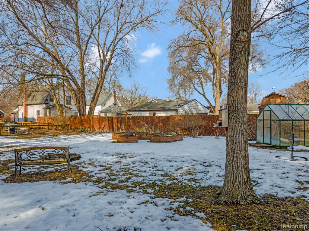 128 Clarence Street, Holly, MI 48442 — Photo 32