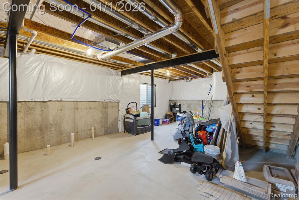 51672 Times Square Drive, Shelby Twp, MI 48315 — Photo 35