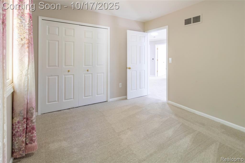 4070 Blue Heron Drive, Auburn Hills, MI 48326 — Photo 46