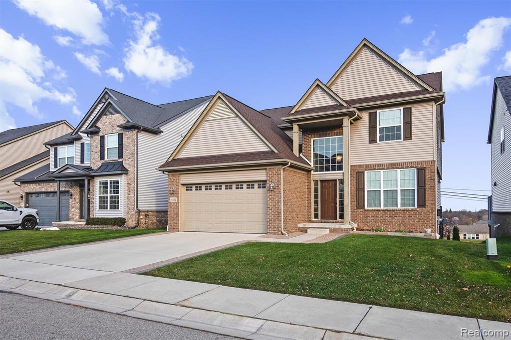 4882 E Stonegate Circle, Lake Orion, MI — Photo 2