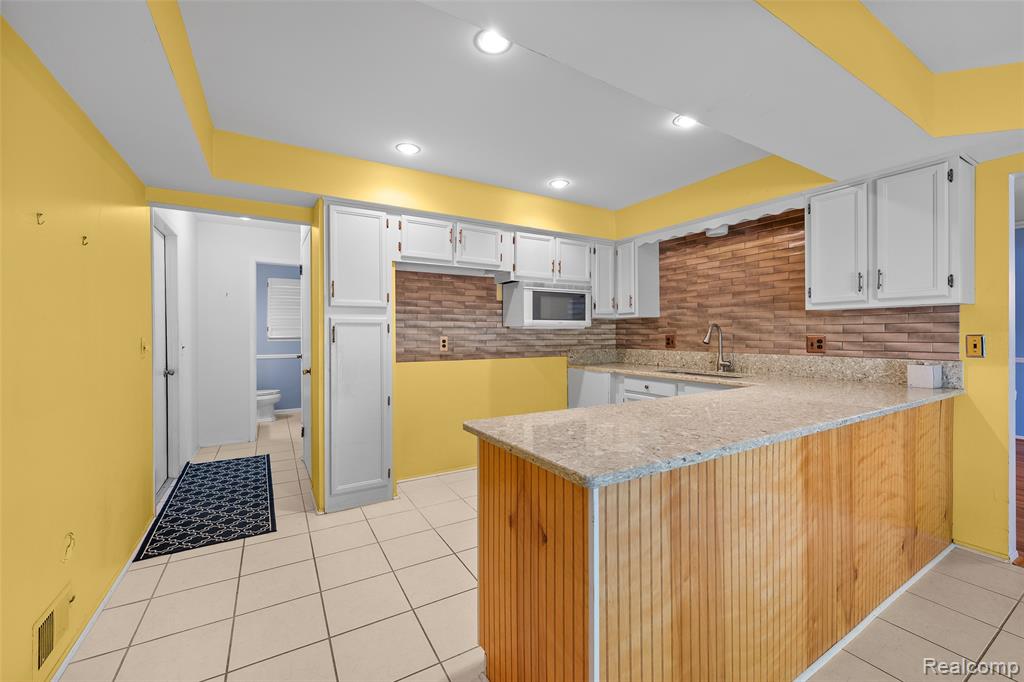 42990 Arlington Road, Canton, MI 48187 — Photo 24