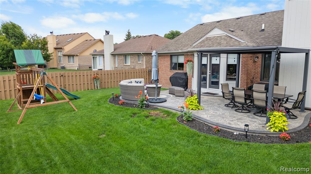 46173 Rocker Drive, Macomb, MI 48044 — Photo 30