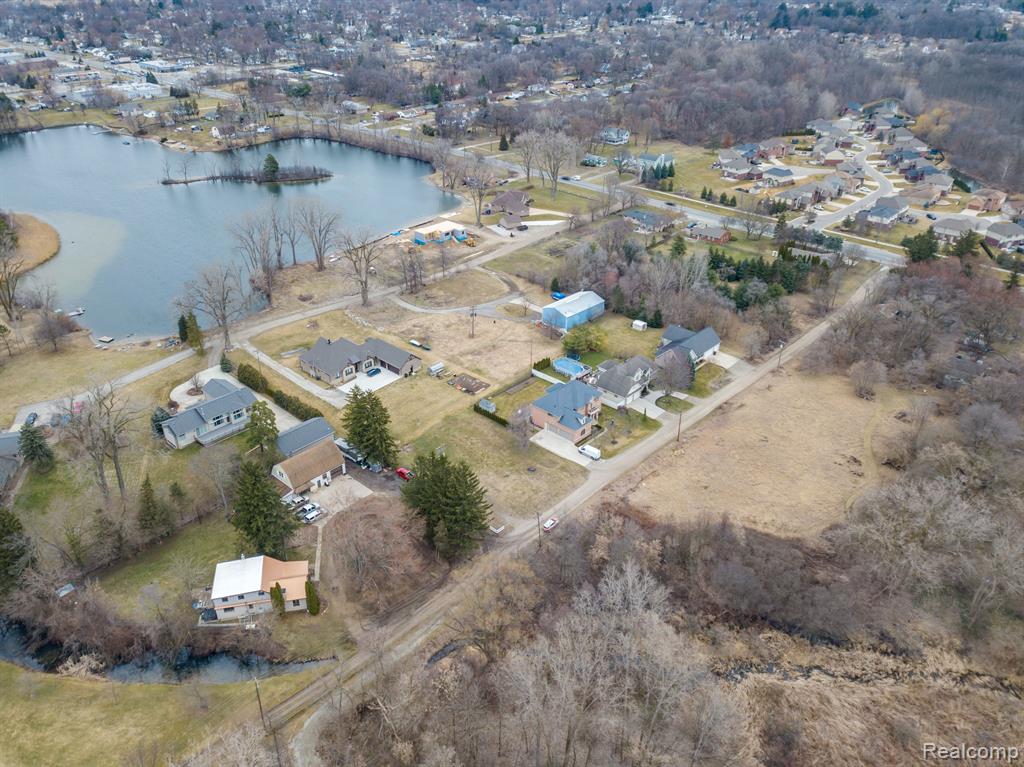 3733 CHRISTIE Lane, Shelby Twp, MI 48317 — Photo 7