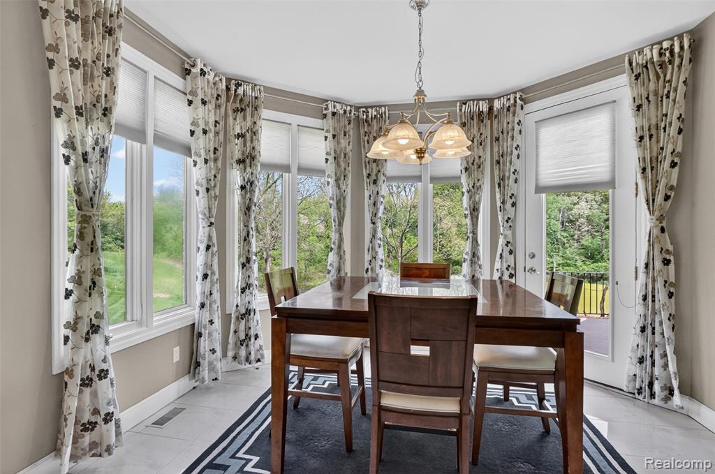 2747 Pebble Beach Drive, Oakland, MI — Photo 11