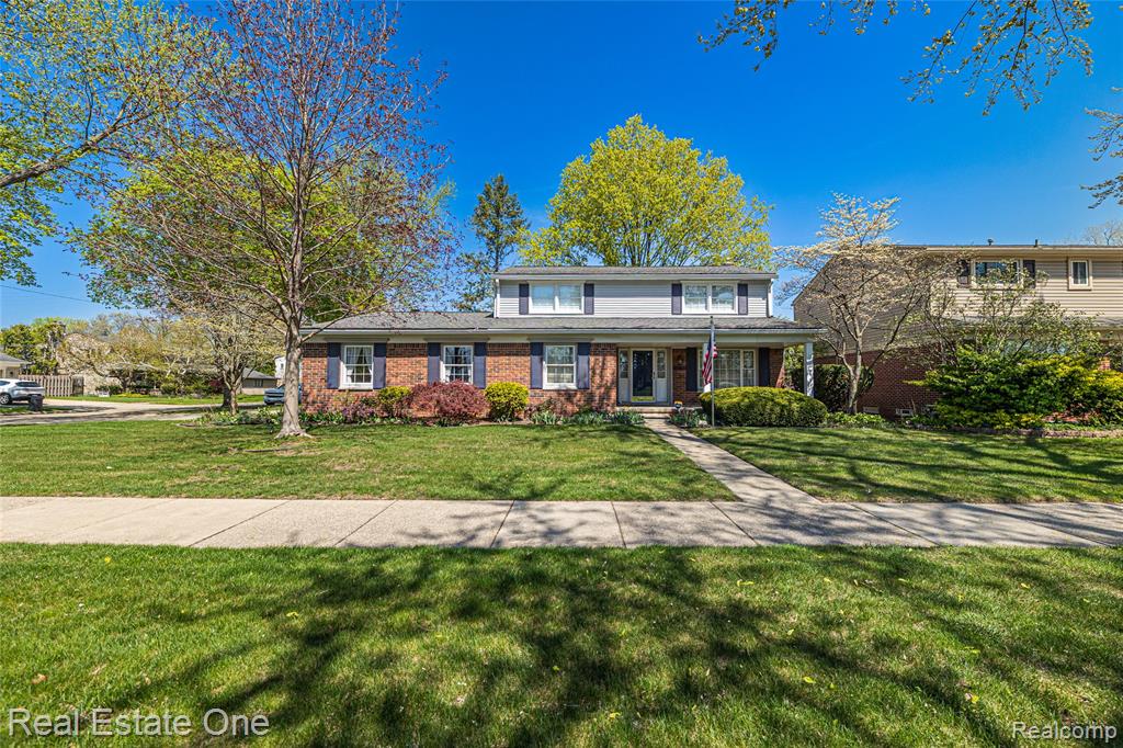 25574 Wilson Drive, Dearborn Heights, MI 48127 — Photo 2