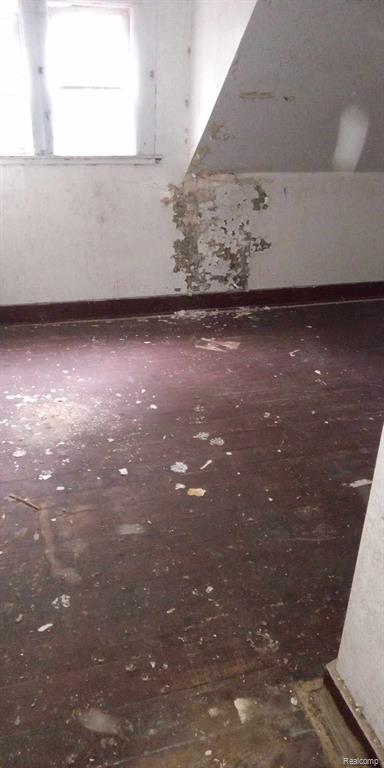 13832 PINEWOOD Street, Detroit, MI, 48205