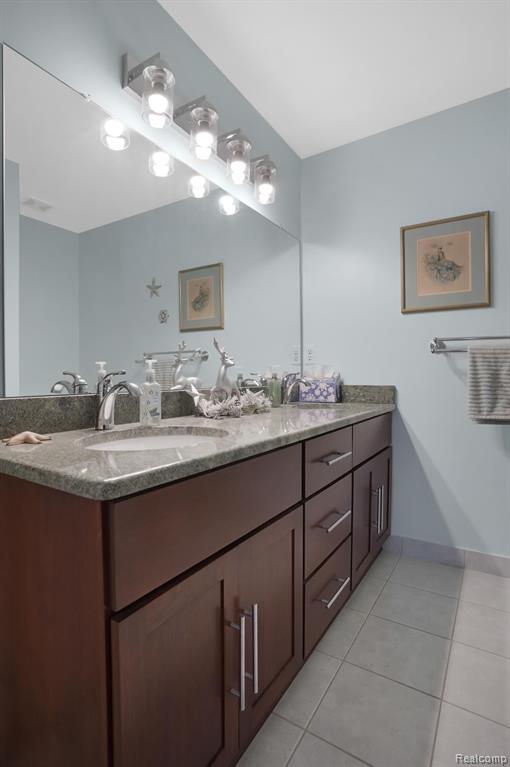14922 STONEY BROOK Drive W, Shelby, MI 48315 — Photo 36