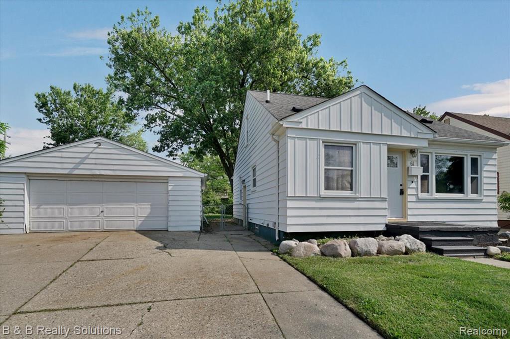61 E Longfellow Avenue, Pontiac, MI 48340 — Photo 3