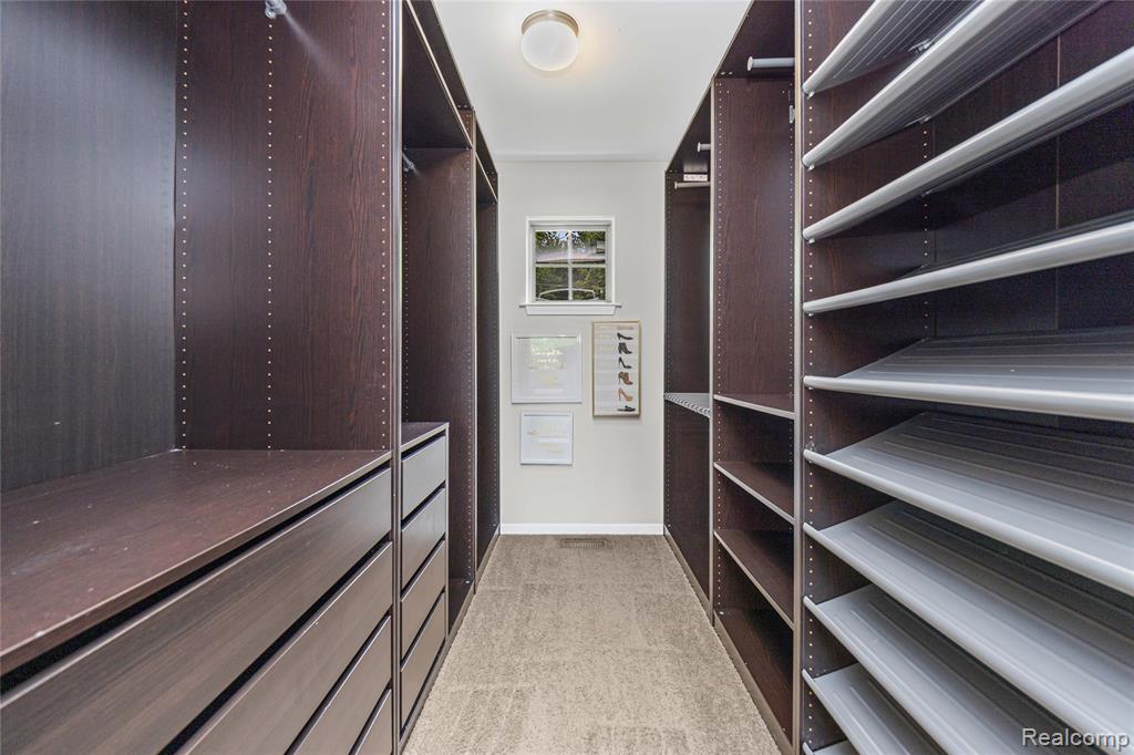 730 Leon Road, Walled Lake, MI 48390 — Photo 32