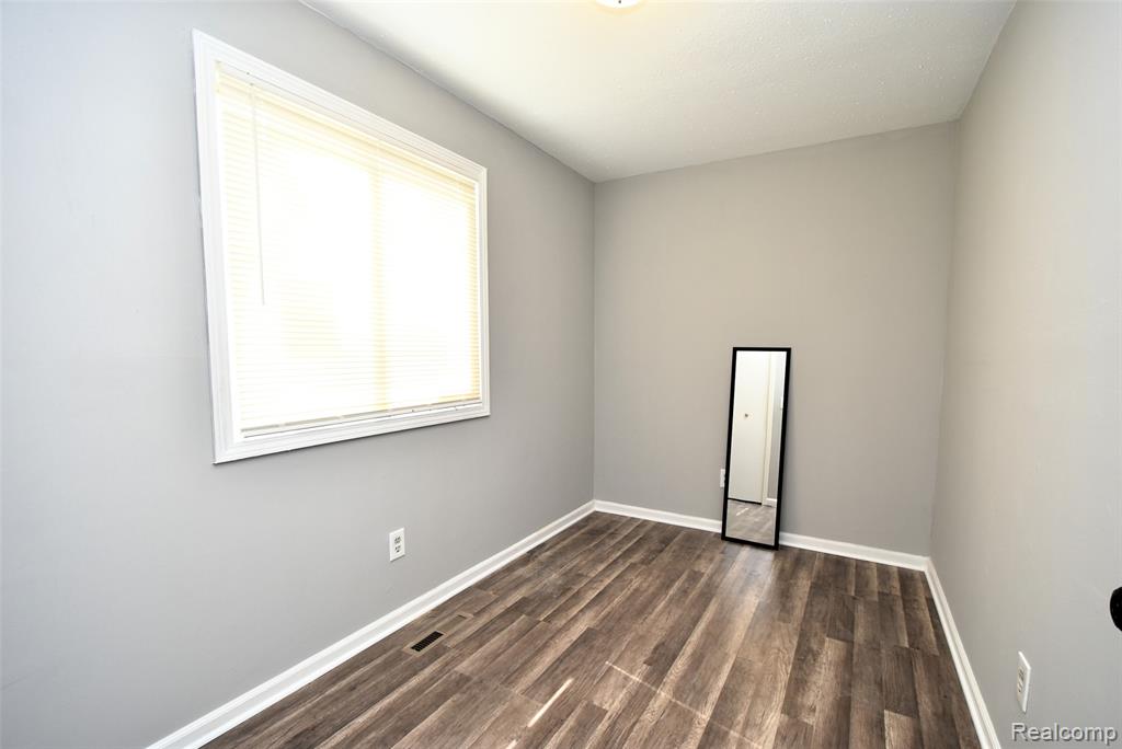 580 Sherman Road, Saginaw, MI 48604 — Photo 10