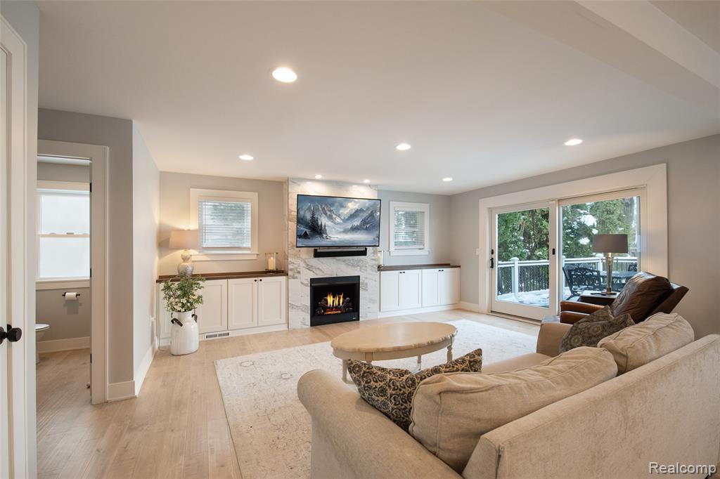 422 Walnut Avenue, Royal Oak, MI 48073 — Photo 20