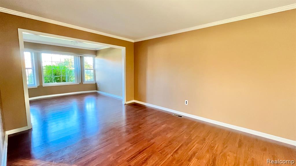 2852 MAYFAIR Drive, Troy, MI 48084 — Photo 33
