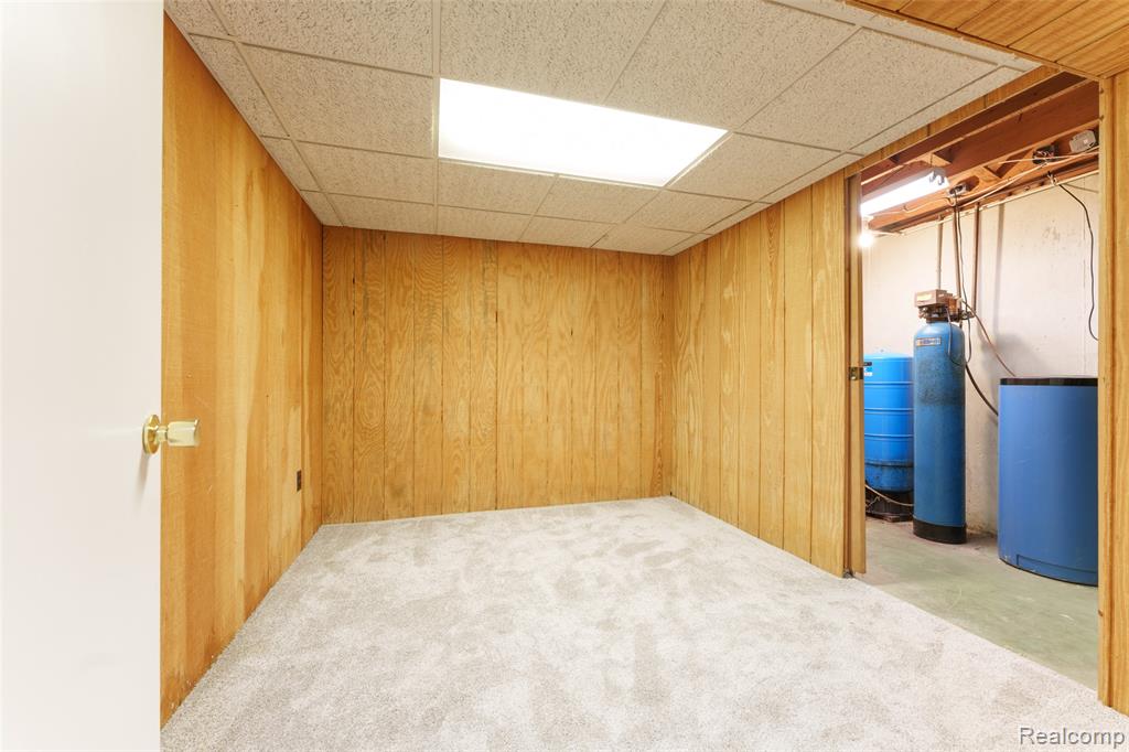 2653 Porcupine Trail, Lapeer, MI 48446 — Photo 21