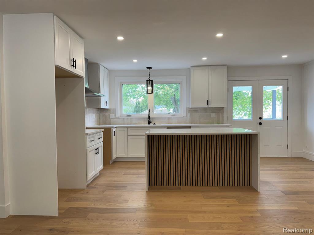 42811 WILMINGTON Drive, Sterling Heights, MI 48313 — Photo 7