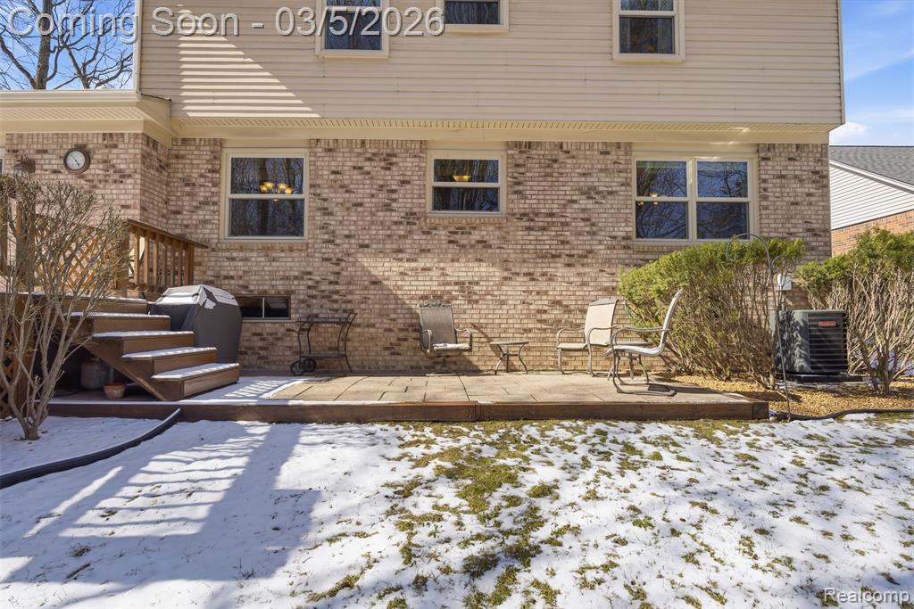 15948 Park Lane, Northville, MI 48168 — Photo 40