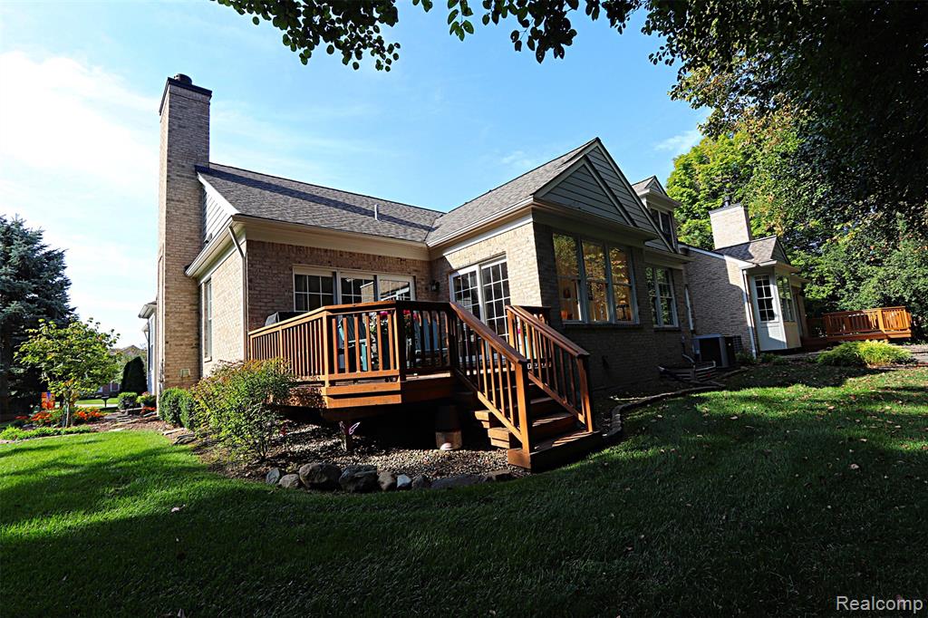16418 Cypress Court, 54, Northville, MI 48168 — Photo 34