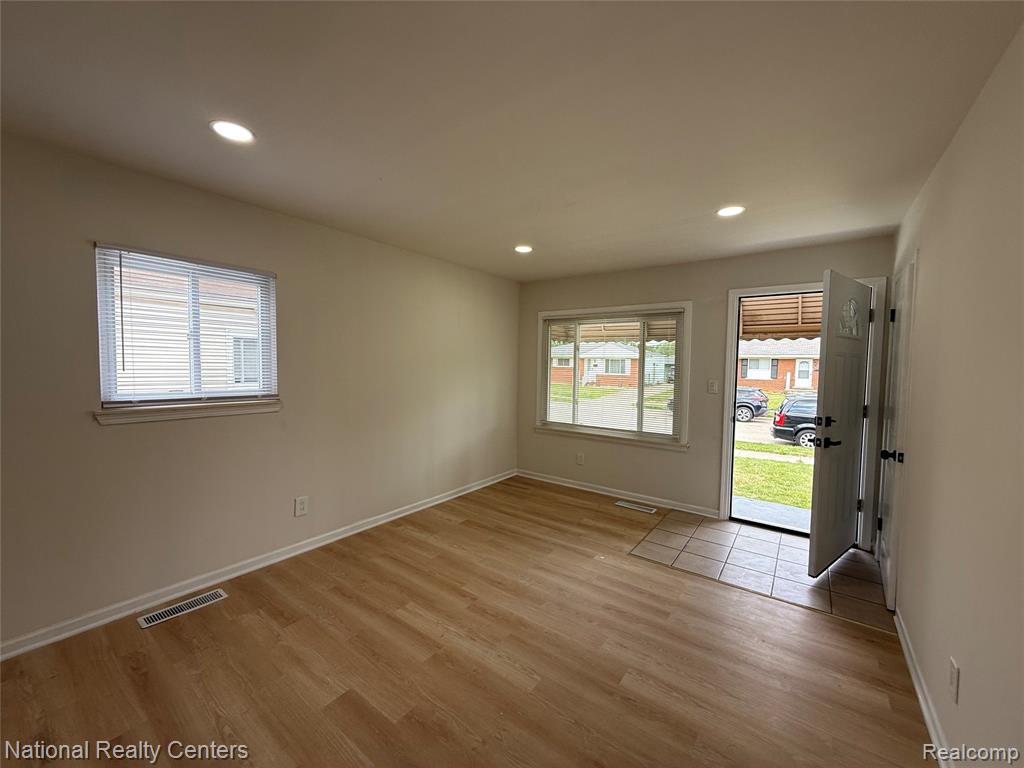 13440 Charlotte Avenue, Warren, MI 48089 — Photo 7