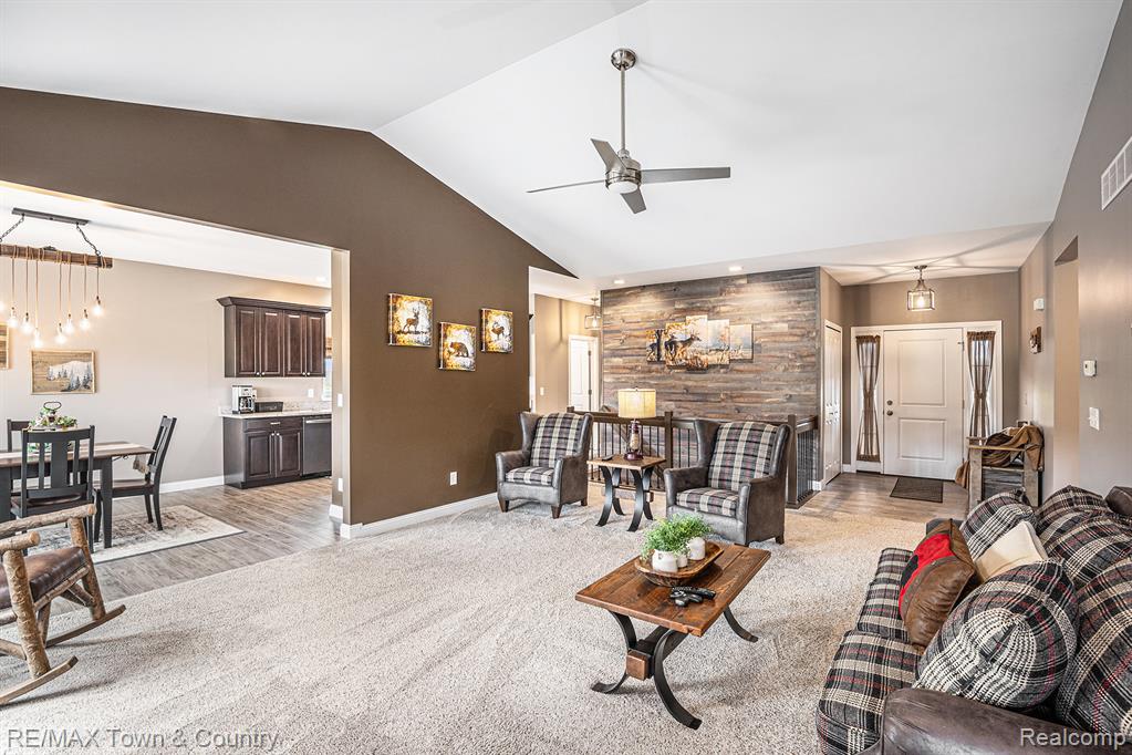 1535 Woodlake Lane, Grand Blanc, MI 48439 — Photo 5
