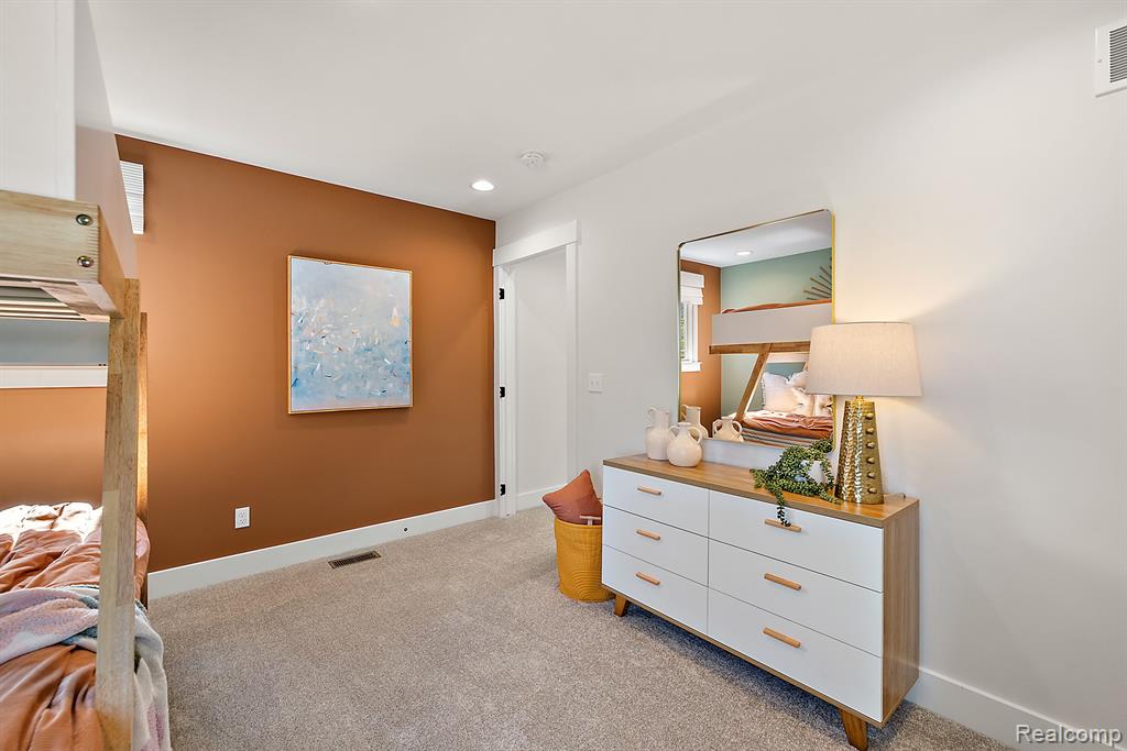26726 Starters Way, South Lyon, MI 48178 — Photo 42