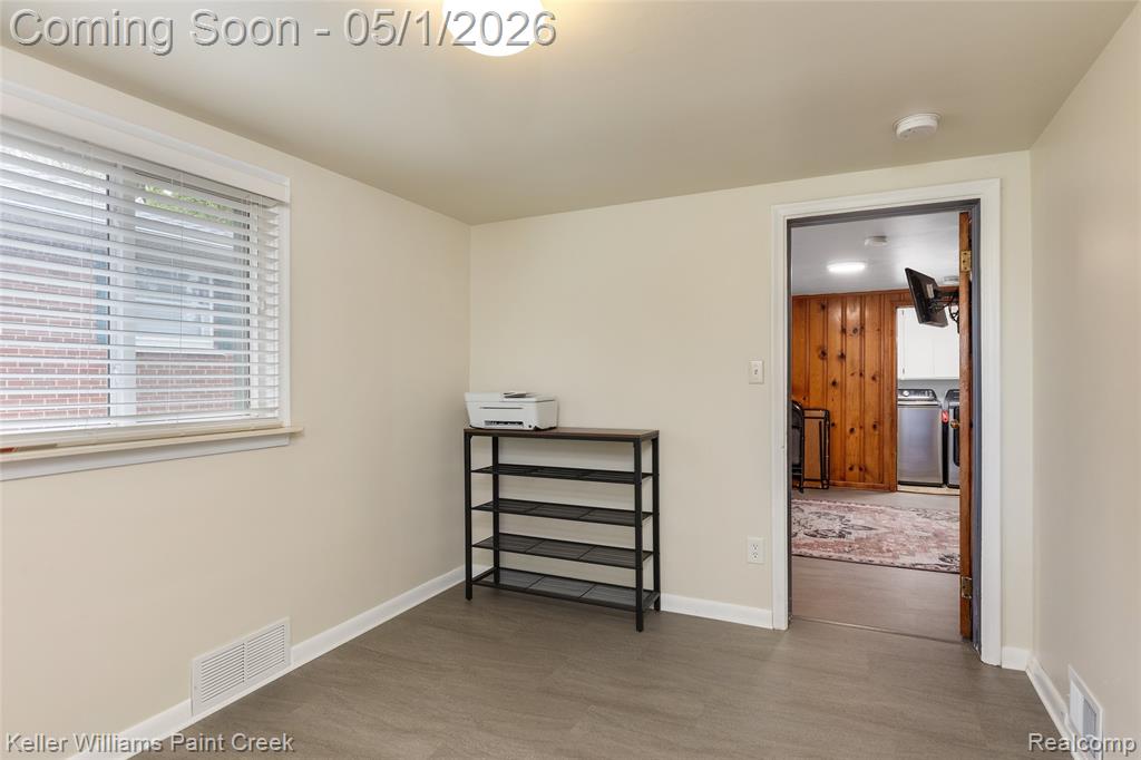 17469 Doris, Fraser, MI 48026 — Photo 18