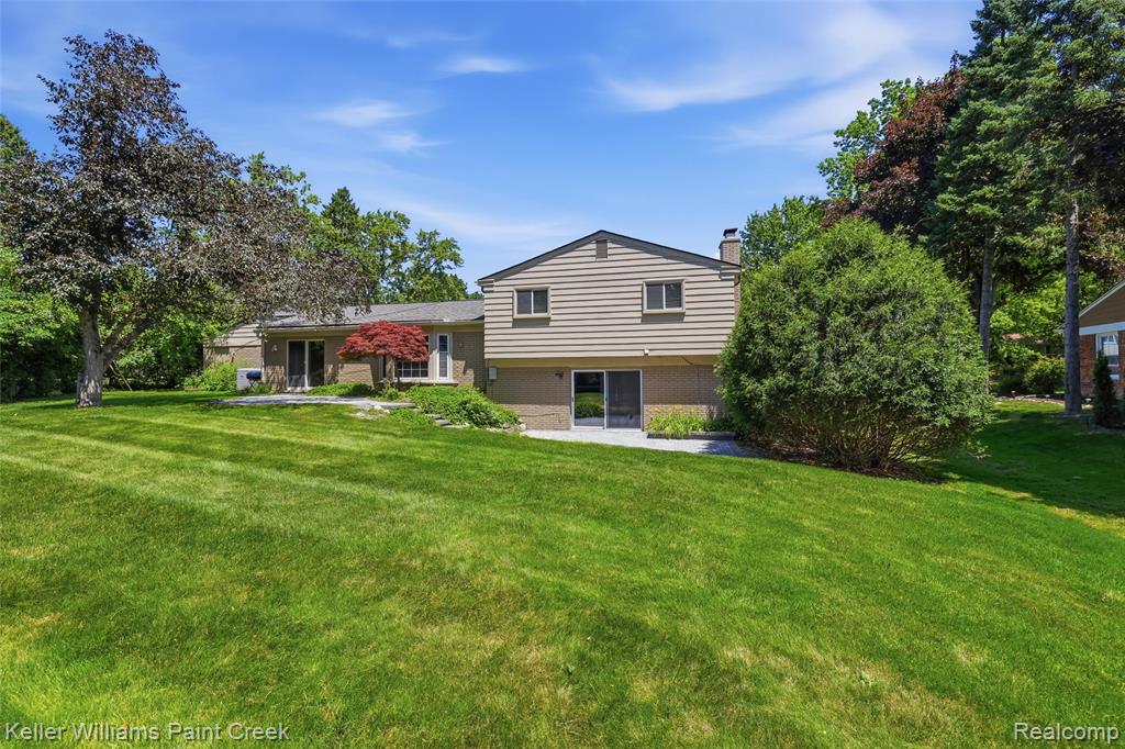 4016 Iverness Lane, West Bloomfield, MI 48323 — Photo 37