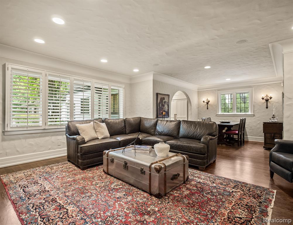 404 LINDEN Road, Birmingham, MI 48009 — Photo 12