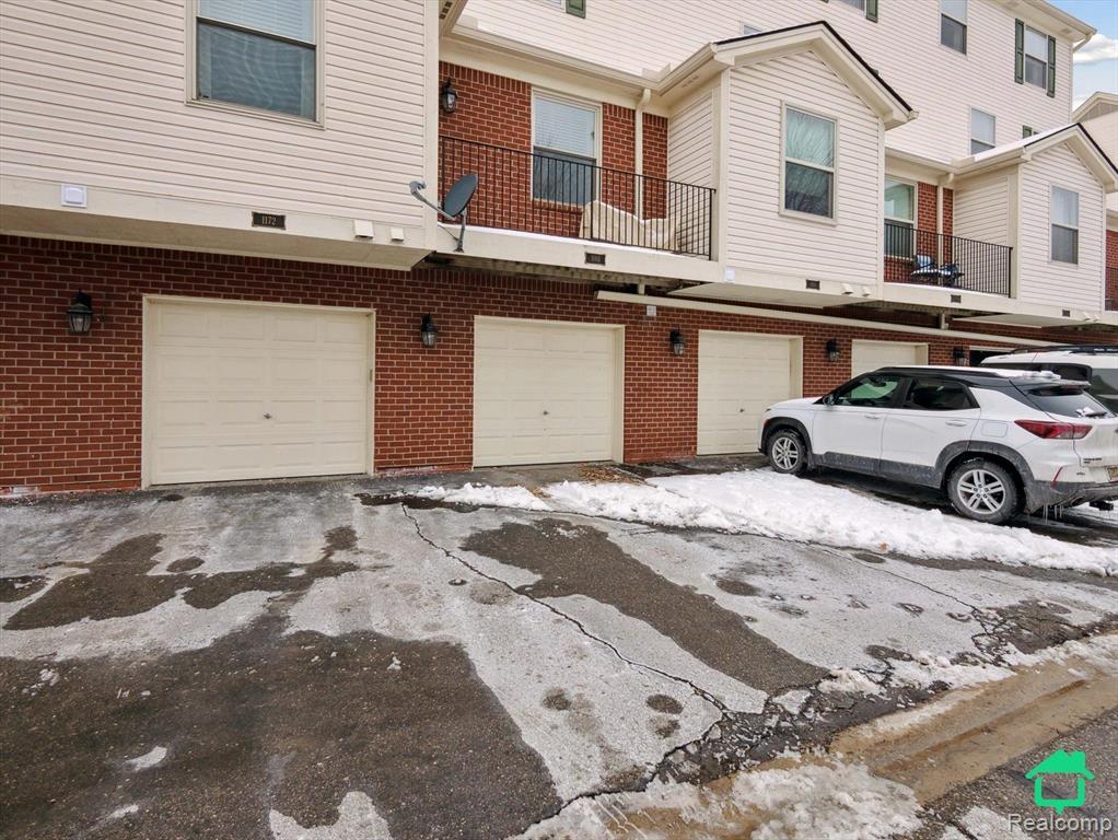 1166 Fountain View Circle, South Lyon, MI 48178 — Photo 33