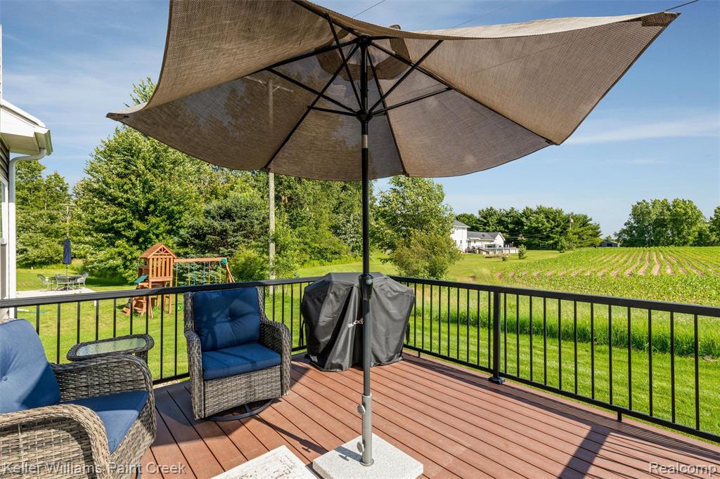 6097 Summerbrooke Circle, Fowlerville, MI 48836 — Photo 29