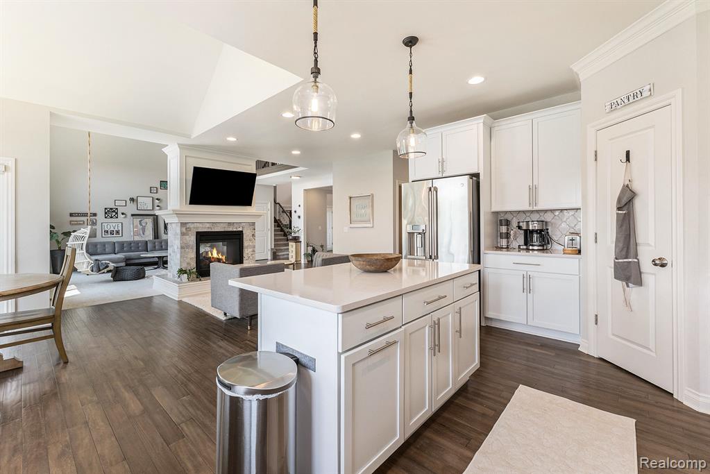 881 W Bay Shore Drive, Oxford, MI 48371 — Photo 10