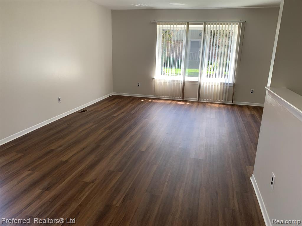 41552 Bedford Drive, Canton, MI 48187 — Photo 13