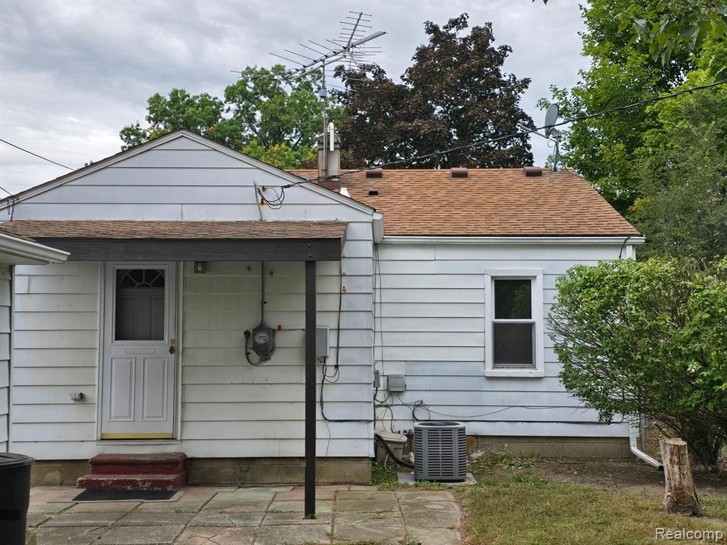 5898 N GLOBE Street, Westland, MI — Photo 18