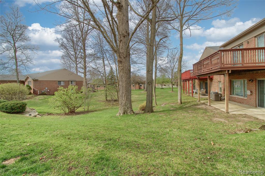505 Willow Drive, 26, South Lyon, MI 48178 — Photo 38
