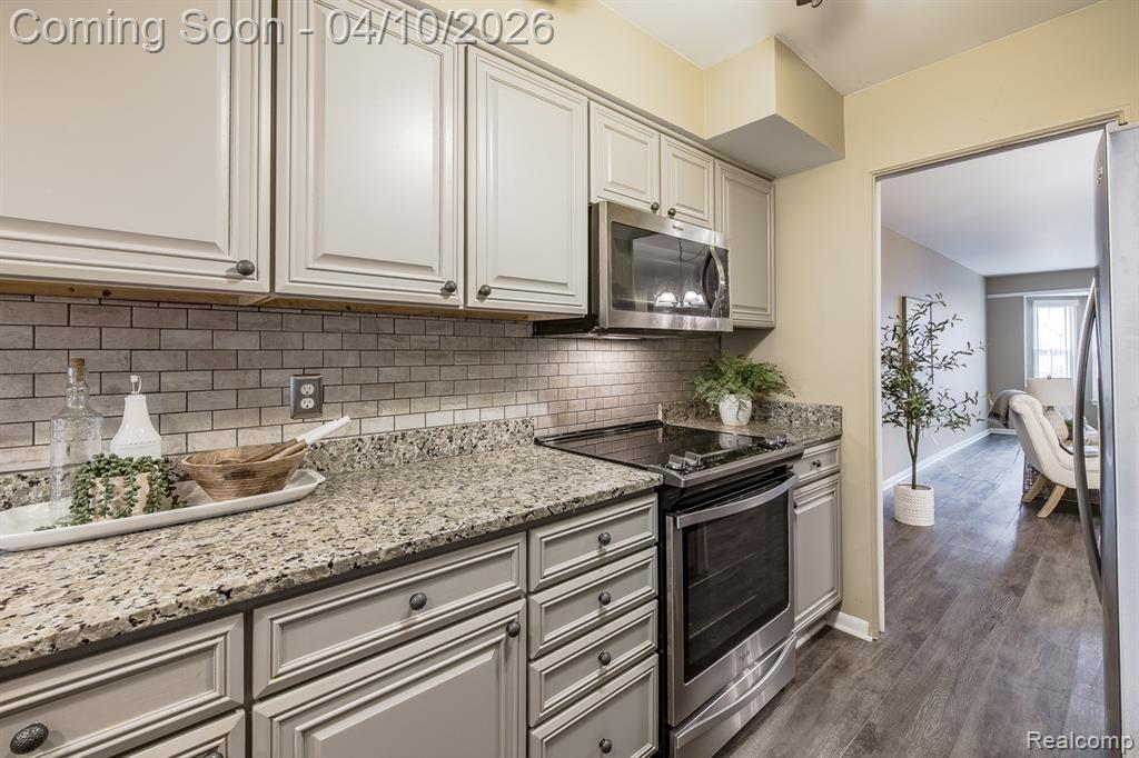 2669 Williamsburg Circle, Auburn Hills, MI 48326 — Photo 5