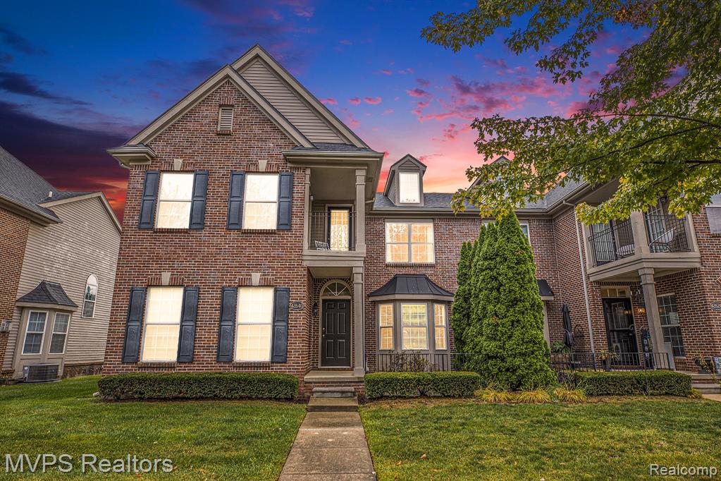 42640 Park Cresent Drive, Sterling Heights, MI 48313 — Photo 2