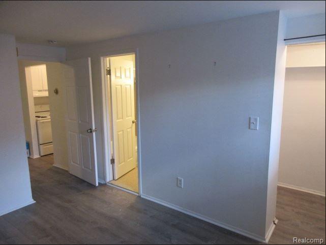31831 GRAND RIVER Avenue, Farmington, MI 48336 — Photo 7