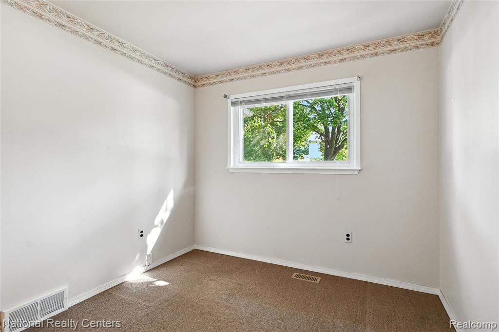 9365 Tavistock Dr., Plymouth, MI 48170 — Photo 8