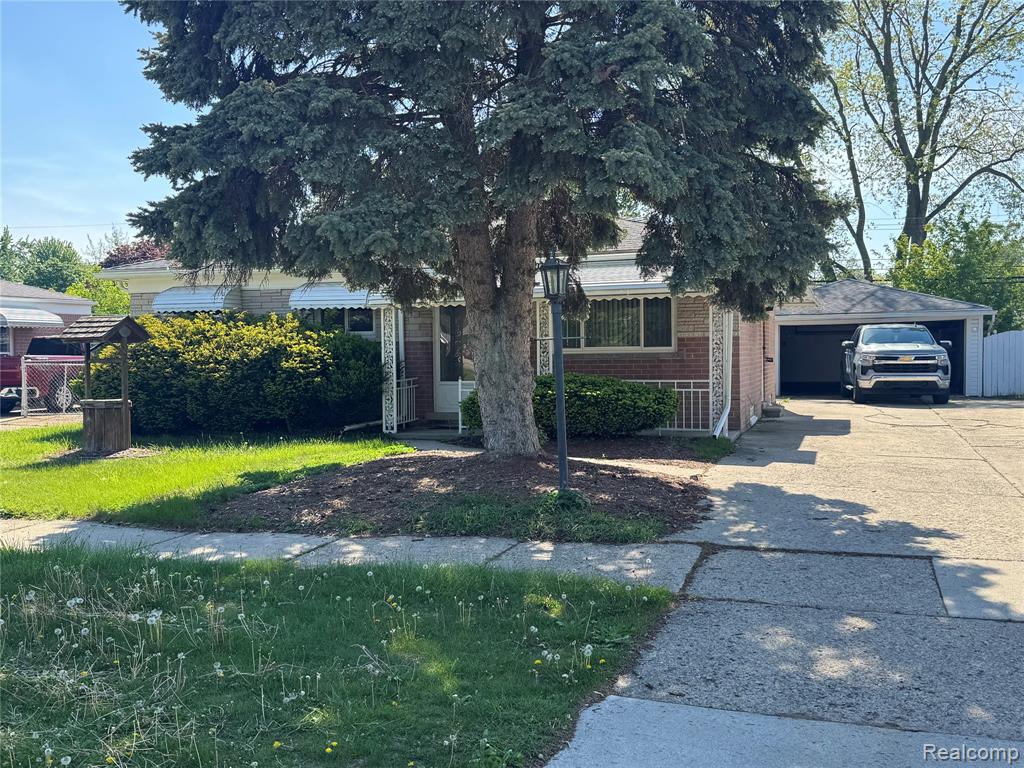 31263 Hayes Road, Warren, MI 48088 — Photo 8