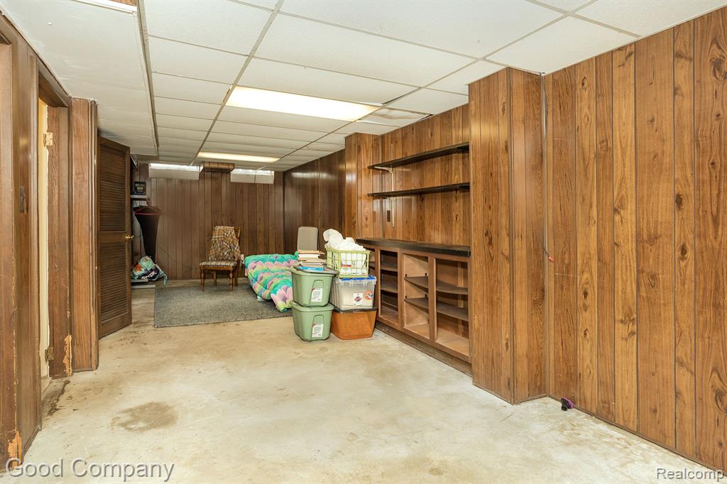 28562 REGENT Court S, Southfield, MI 48076 — Photo 24