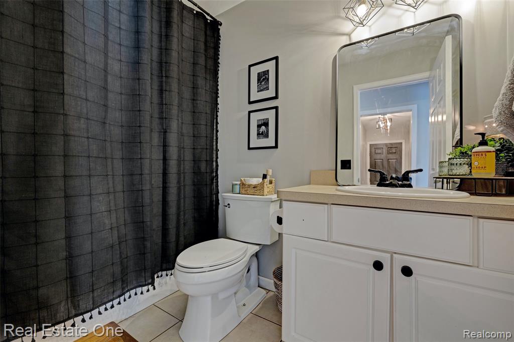 10147 Erie Street, Goodrich Vlg, MI — Photo 18